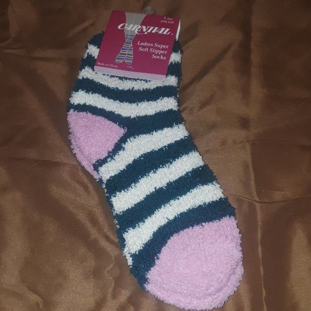 ** Carnival Ladies Super Soft Slipper socks Pink